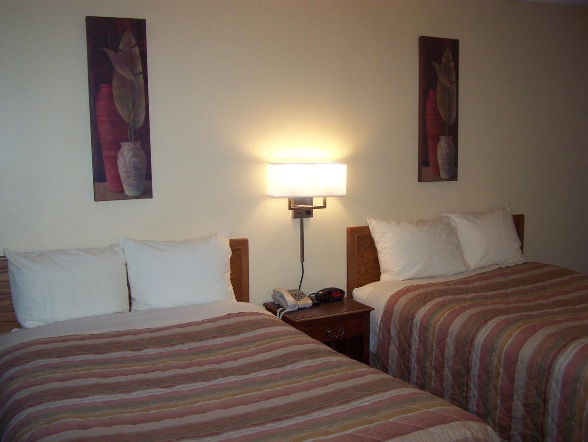 Robber'S Roost Motel New Hazelton Eksteriør billede